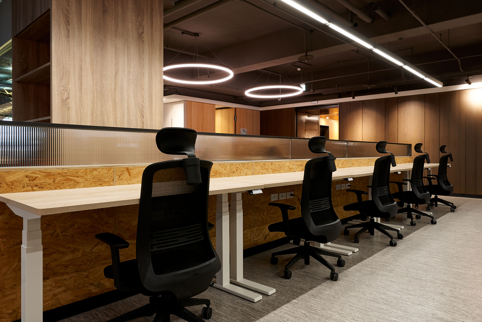 Dedicated Desk